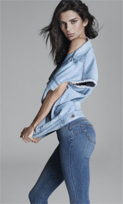 Kendall Jenner pic #1203808