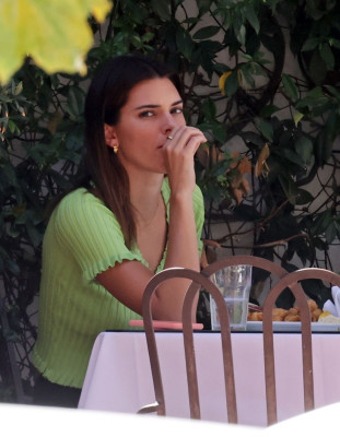 Kendall Jenner pic #1222296