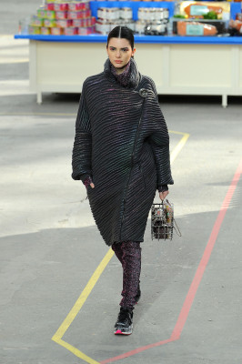 Kendall Jenner pic #745198