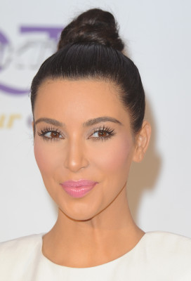 Kim Kardashian pic #491037