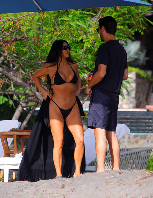 Kim Kardashian pic #1147703