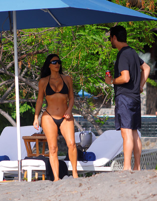 Kim Kardashian pic #1147704