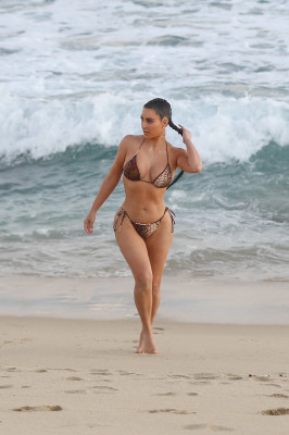 Kim Kardashian pic #1230268