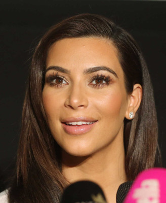 Kim Kardashian pic #676191