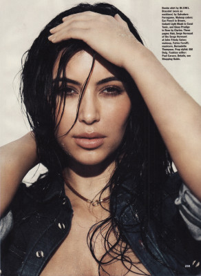 Kim Kardashian pic #448571
