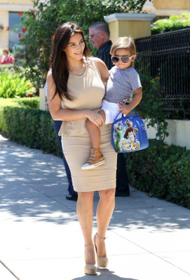 Kim Kardashian pic #520788