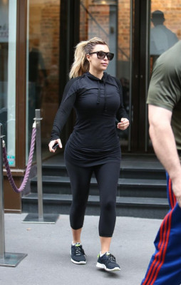 Kim Kardashian pic #640905