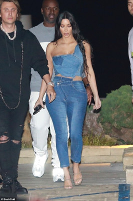 Kim Kardashian pic #1113697