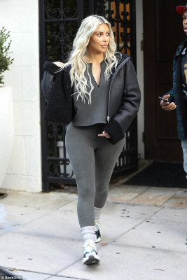 Kim Kardashian pic #998184