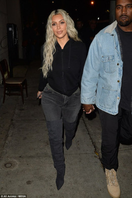 Kim Kardashian pic #998183