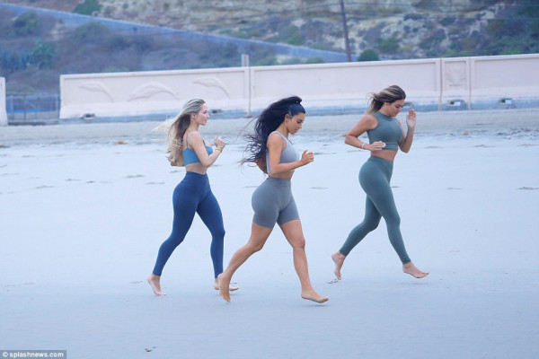 Kim Kardashian pic #1050909