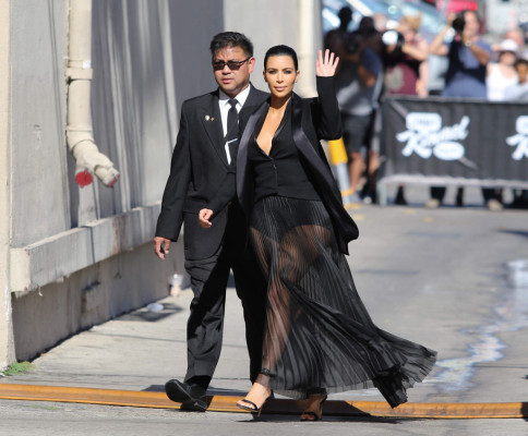 Kim Kardashian pic #771904