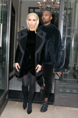 Kim Kardashian pic #774543