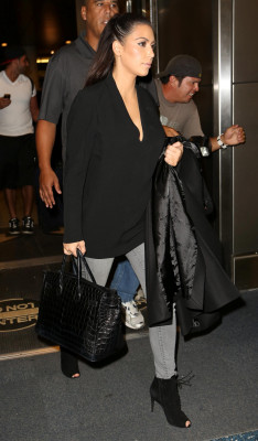 Kim Kardashian pic #577727