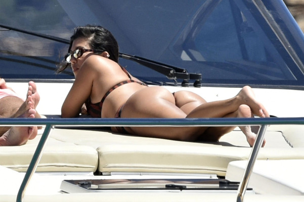 photo 25 in Kourtney Kardashian gallery [id1164299] 2019-07-31 00:00:00