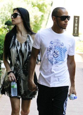 photo 6 in Lewis Hamilton gallery [id526789] 2012-08-28 00:00:00