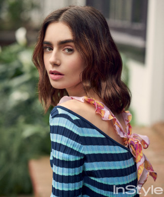 Lily Collins pic #907598