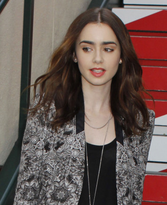 Lily Collins pic #1162572