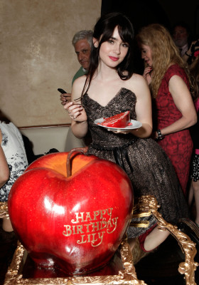 Lily Collins pic #462595