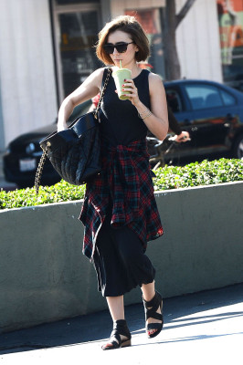 Lily Collins pic #747551