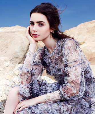 Lily Collins pic #945431