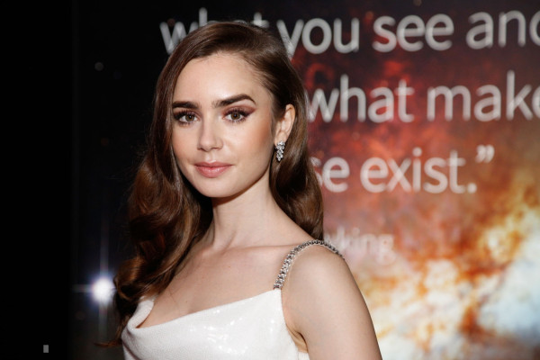 Lily Collins pic #1079931