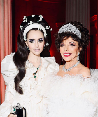 Lily Collins pic #1131498