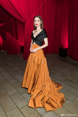 Lily Collins pic #1027836