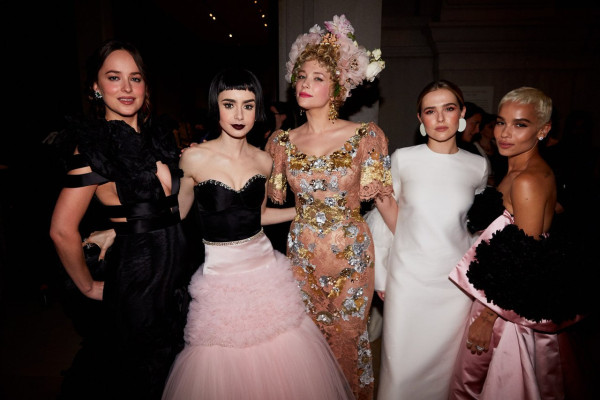 Lily Collins pic #929847
