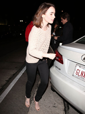 Lily Collins pic #670813