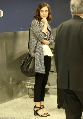 Lily Collins pic #633438
