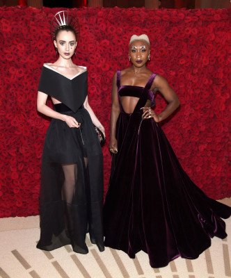 Lily Collins pic #1036044