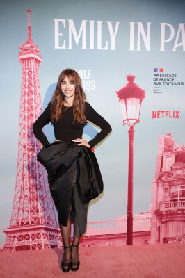 Lily Collins pic #1285174
