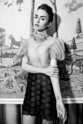 Lily Collins pic #953566