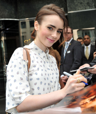 Lily Collins pic #629727