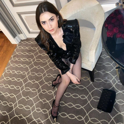 Lily Collins pic #1207404