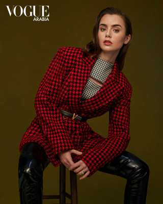 Lily Collins pic #1240230