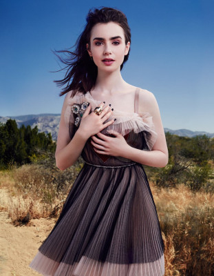 Lily Collins pic #945519