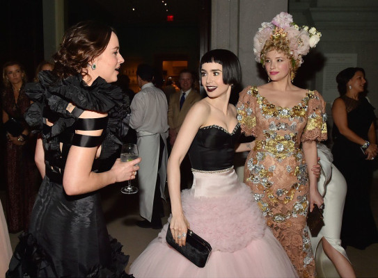 Lily Collins pic #930283