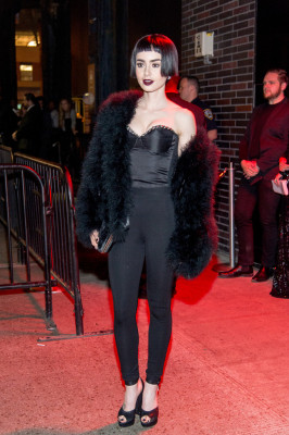 Lily Collins pic #929848