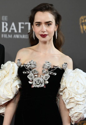 Lily Collins pic #1346534