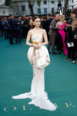 Lily Collins pic #1127498