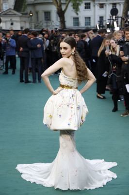 Lily Collins pic #1127497