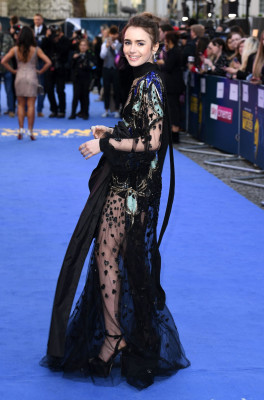 Lily Collins pic #1125348