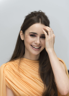 Lily Collins pic #1103639