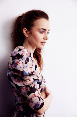 Lily Collins pic #1124264