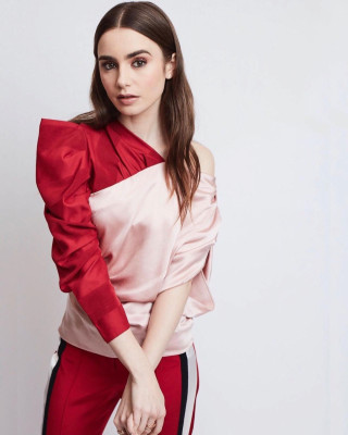 Lily Collins pic #1103508