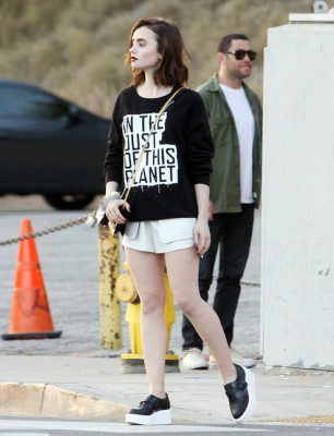 Lily Collins pic #668217