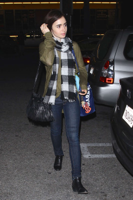 Lily Collins pic #840899