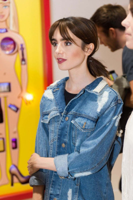 Lily Collins pic #893646